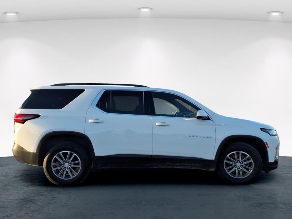 Used 2023 Chevrolet Traverse LT image 5