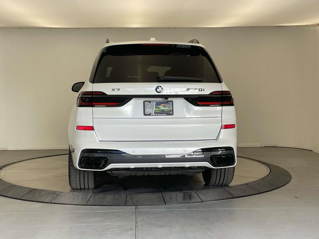 New 2027 BMW X7 M60i AWD/4WD image 4