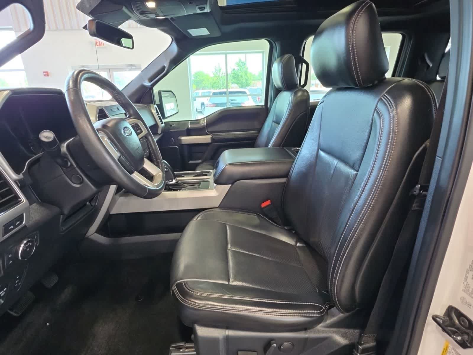 Used 2019 Ford F150 Lariat w/ Equipment Group 502A Luxury AWD/4WD image 20