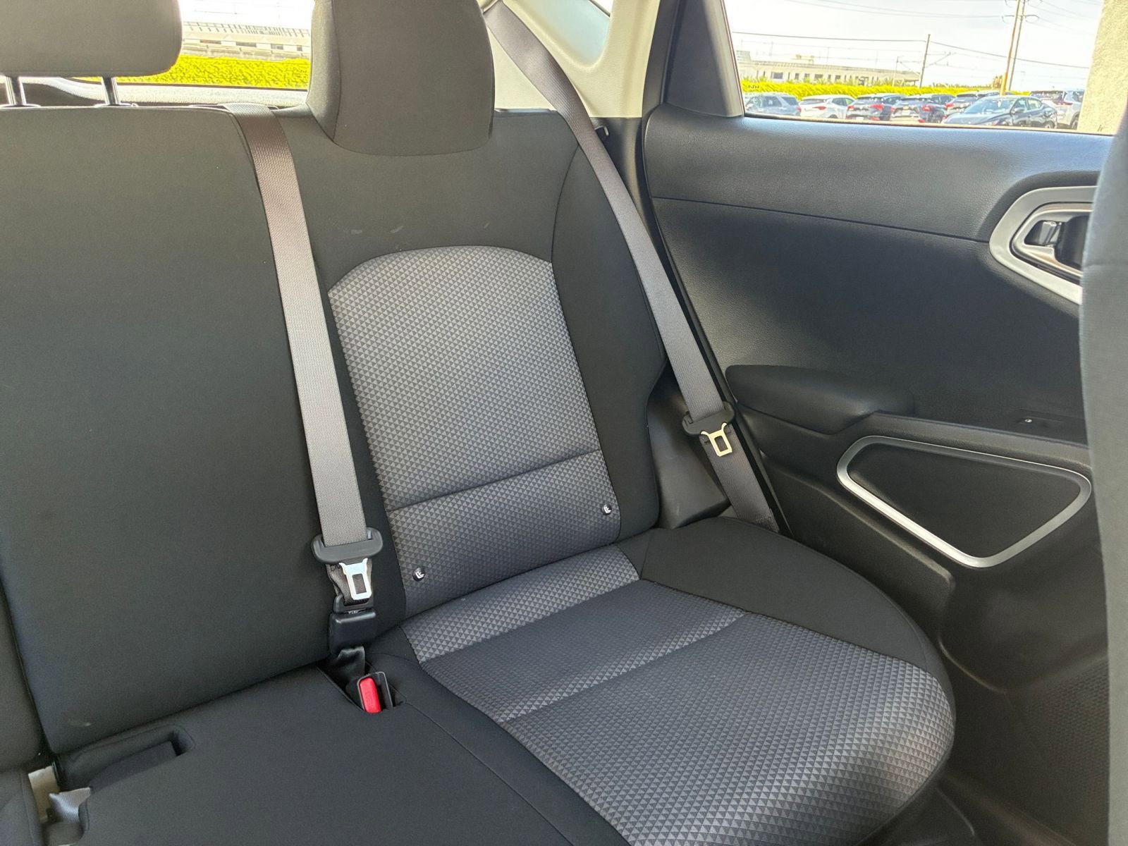 Used 2025 Kia Soul LX w/ LX Technology Package image 35