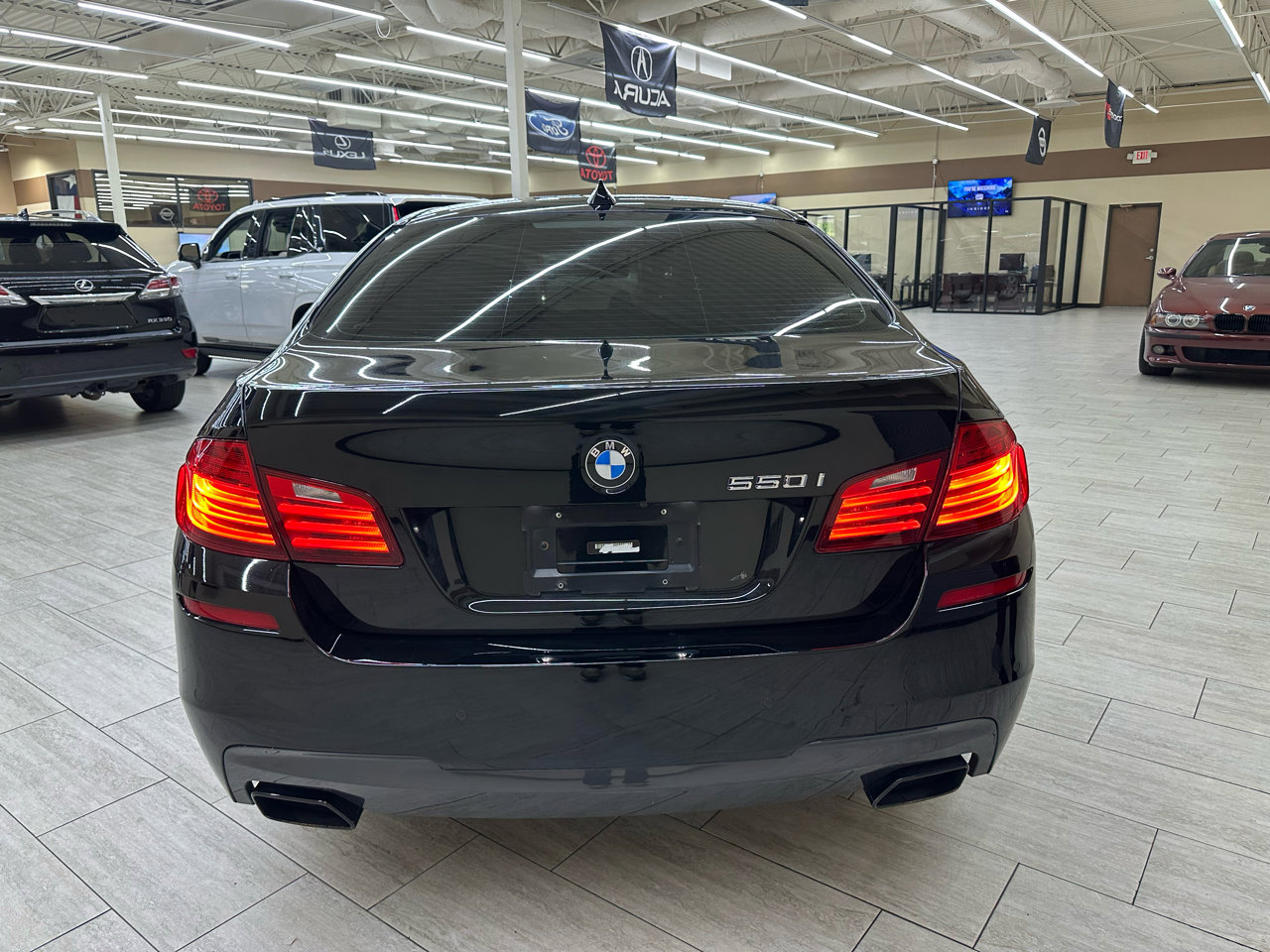 Used 2014 BMW 550i Sedan RWD image 8