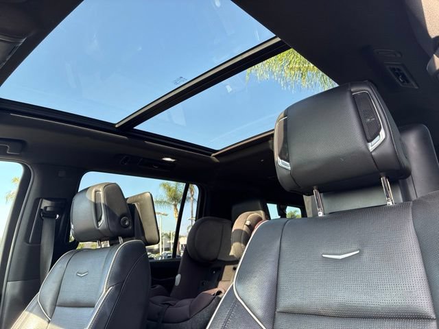Used 2021 Cadillac Escalade ESV Sport w/ Driver Assist Tech Package AWD/4WD image 5