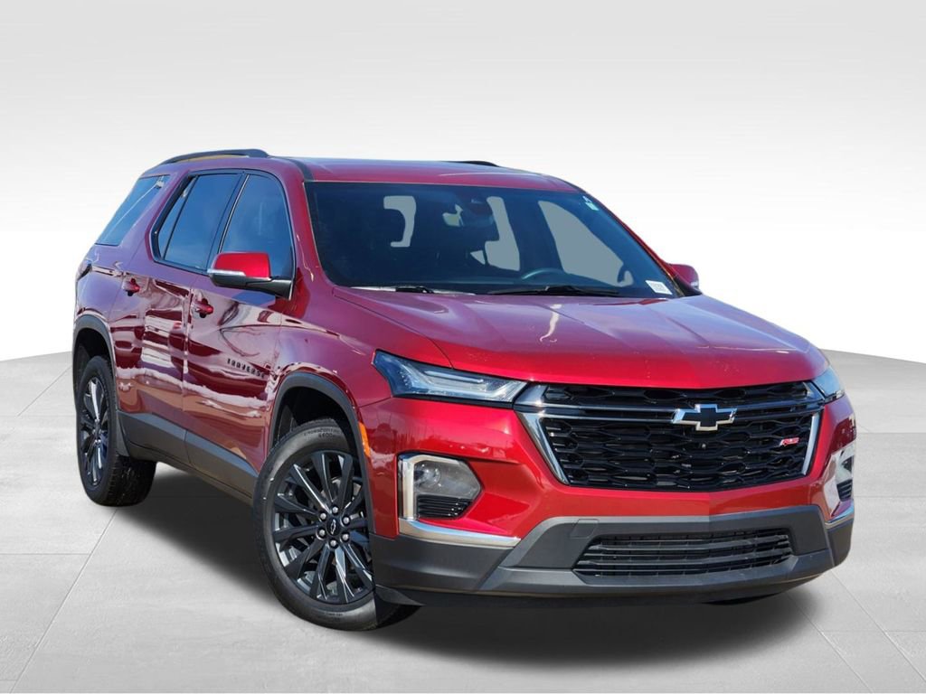 Used 2023 Chevrolet Traverse RS w/ LPO, Floor Liner Package