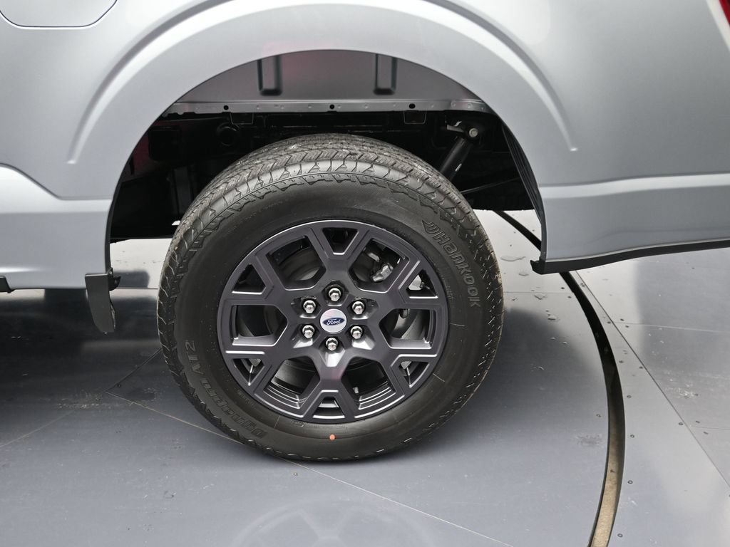 Used 2026 Ford F150 STX w/ Equipment Group 200A AWD/4WD image 9