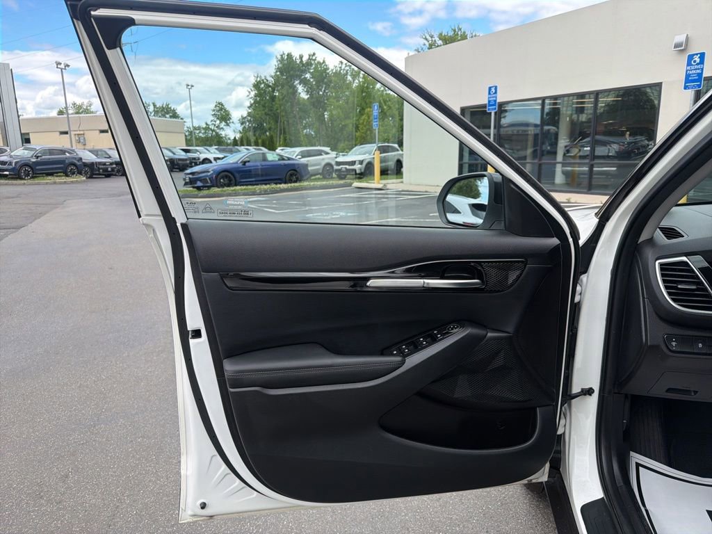 Certified 2024 Kia Seltos S AWD/4WD image 26