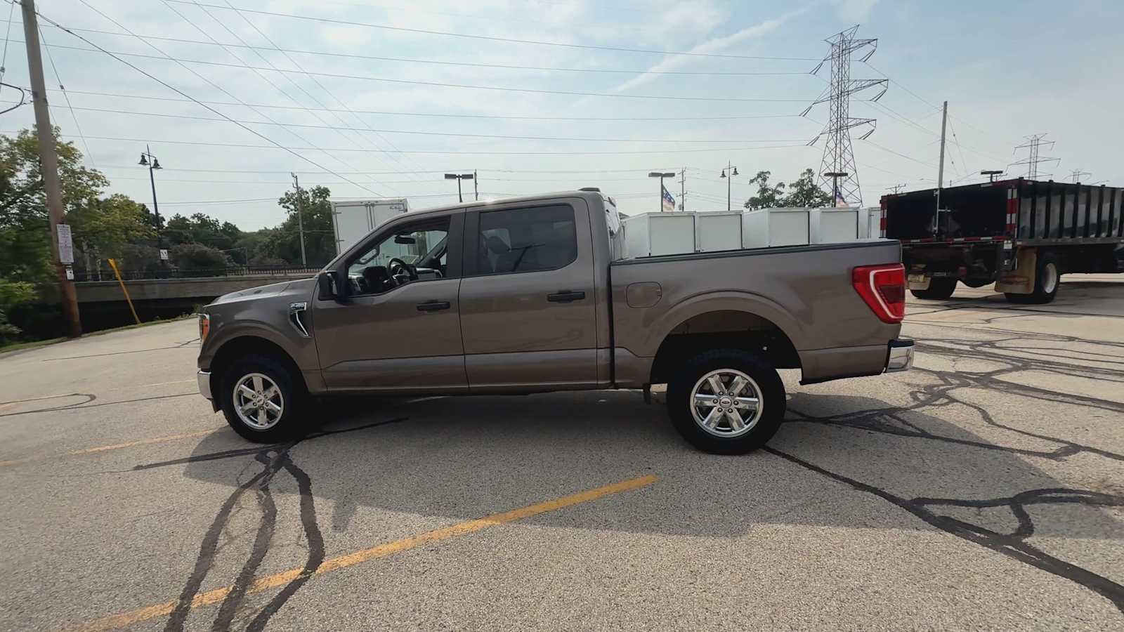 Used 2021 Ford F150 XLT AWD/4WD image 5