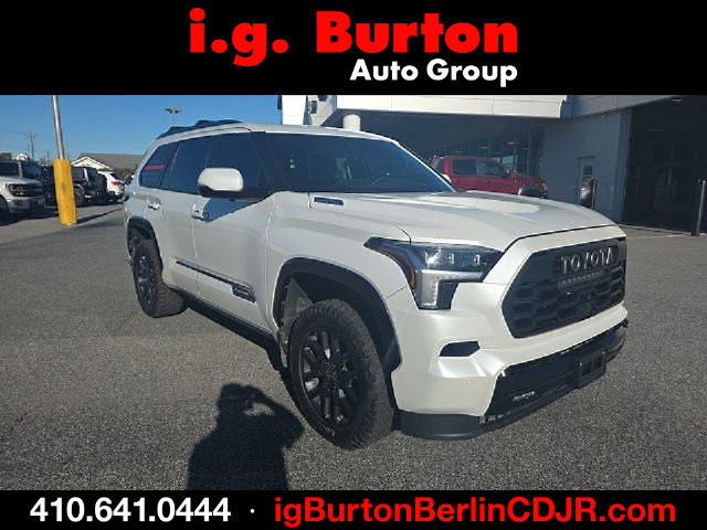 Used 2026 Toyota Sequoia Platinum AWD/4WD image 1