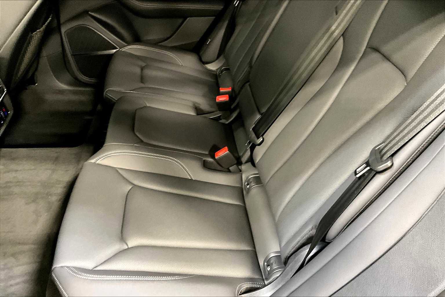 New 2026 Audi Q8 Premium Plus image 18