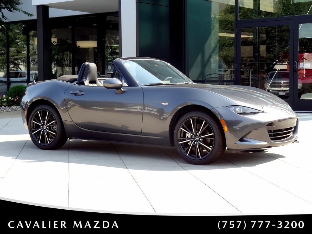 New 2026 MAZDA MX-5 Miata Grand Touring w/ Weather Package RWD image 2