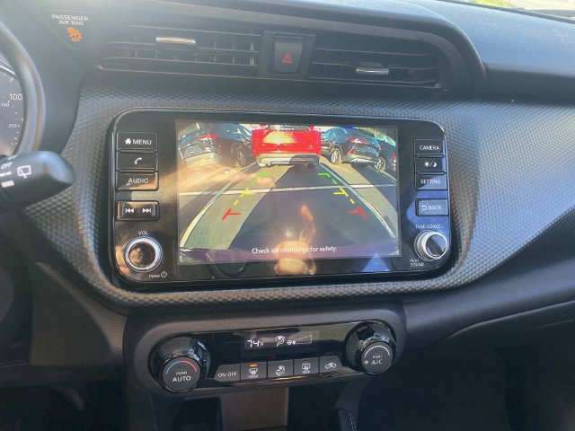 Used 2021 Nissan Kicks SV FWD image 27