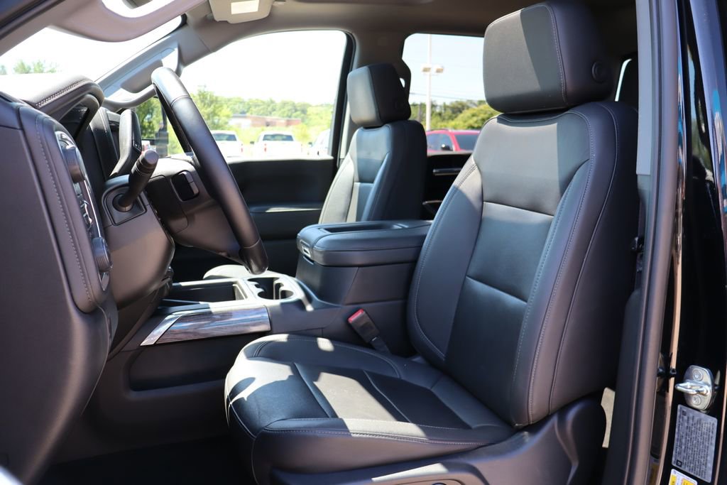 Used 2021 Chevrolet Silverado 2500 LTZ w/ LTZ Plus Package image 18