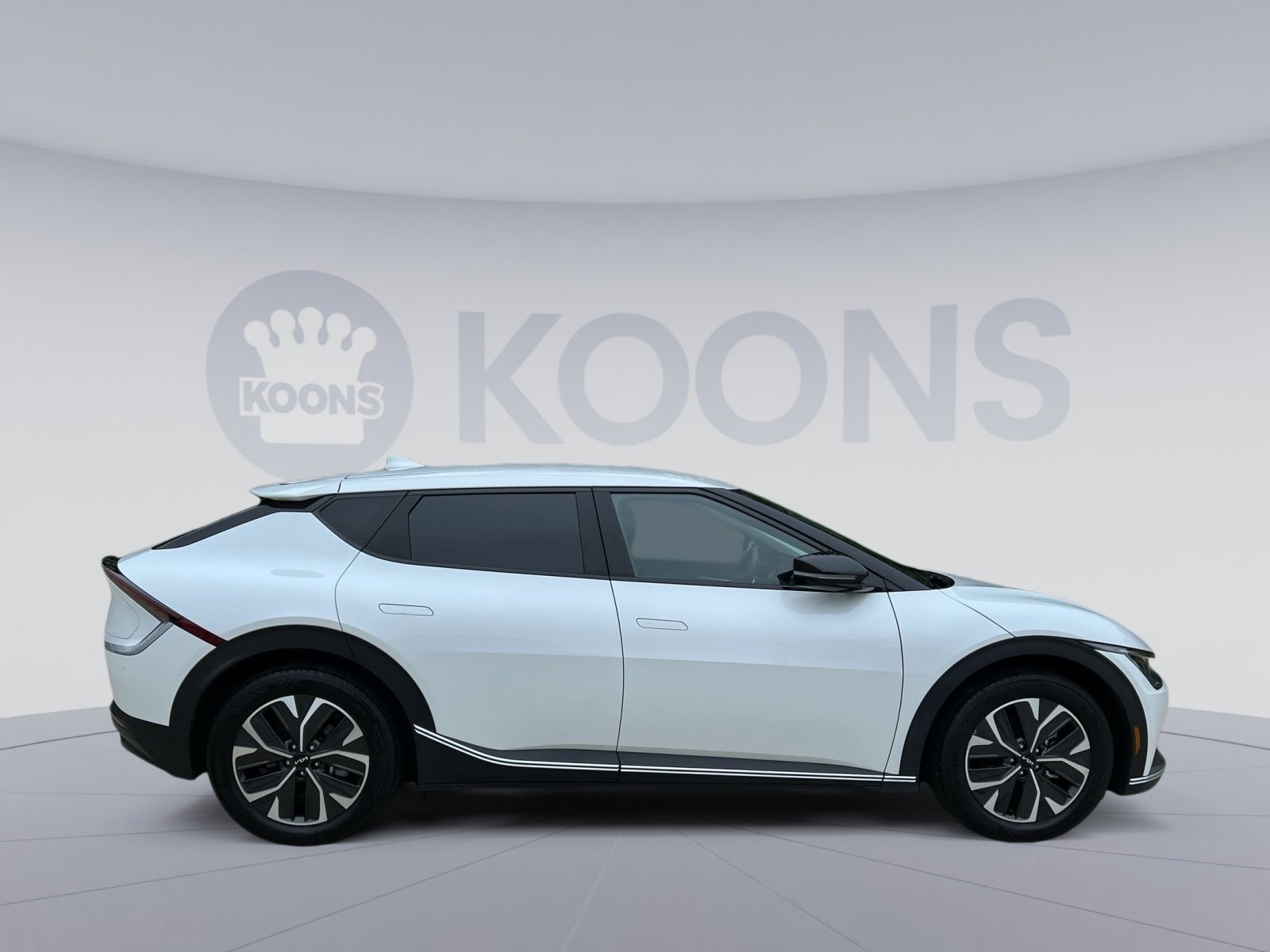 Used 2024 Kia EV6 Light AWD/4WD image 17