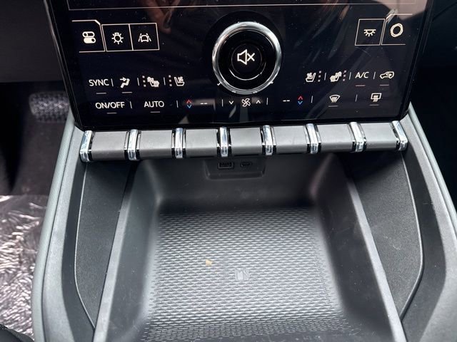 New 2026 GMC Terrain AT4 w/ Convenience Package III image 21