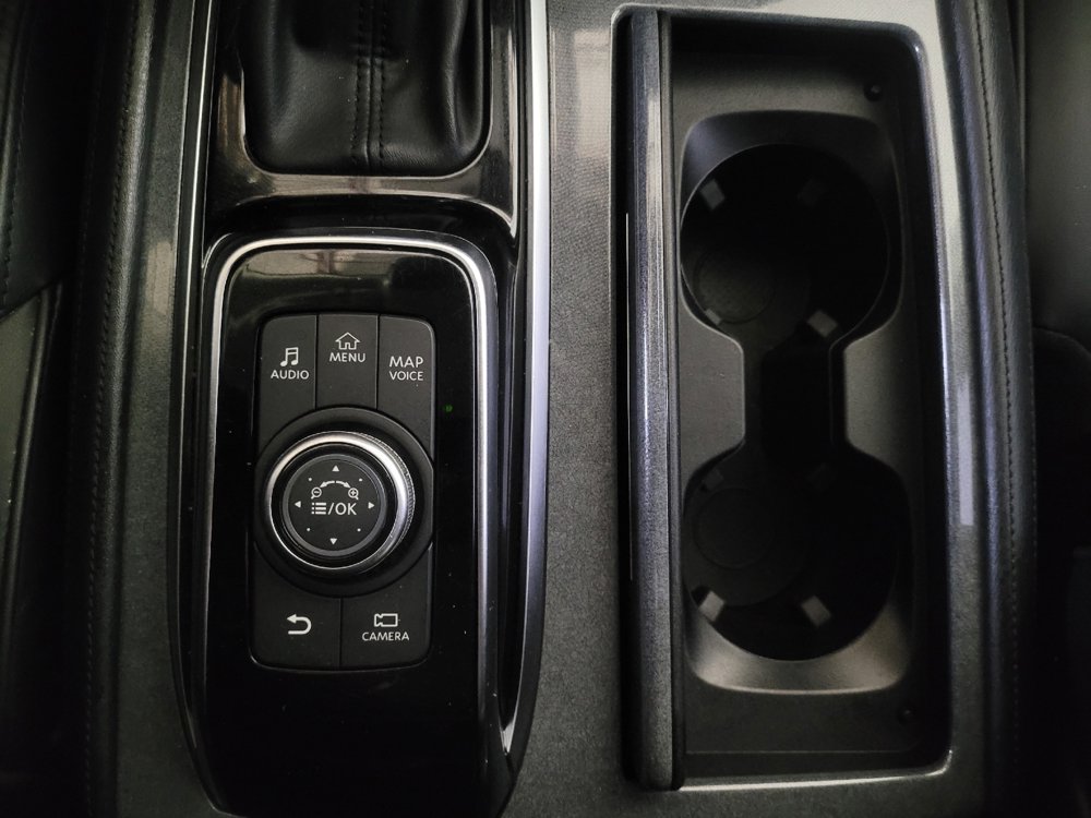 Used 2021 Nissan Armada SV image 26