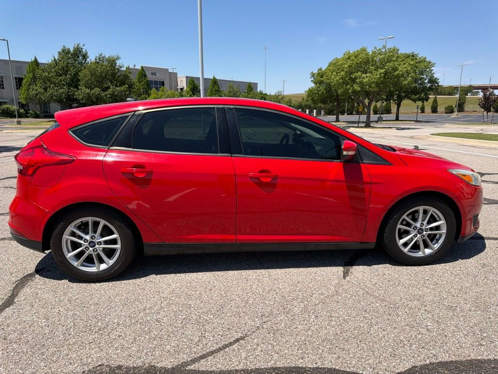 Used 2016 Ford Focus SE FWD image 6