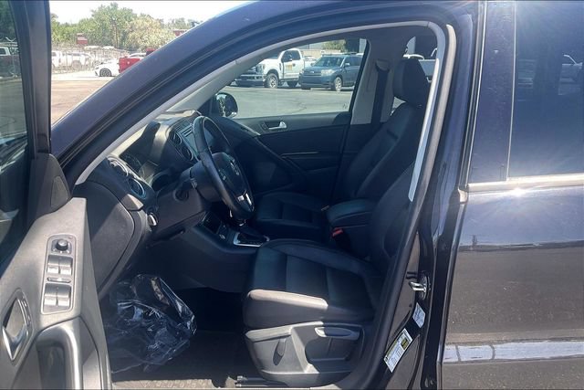 Used 2017 Volkswagen Tiguan S AWD/4WD image 26
