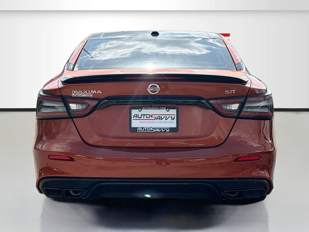 Used 2022 Nissan Maxima SR w/ Sport Mat Group FWD image 6