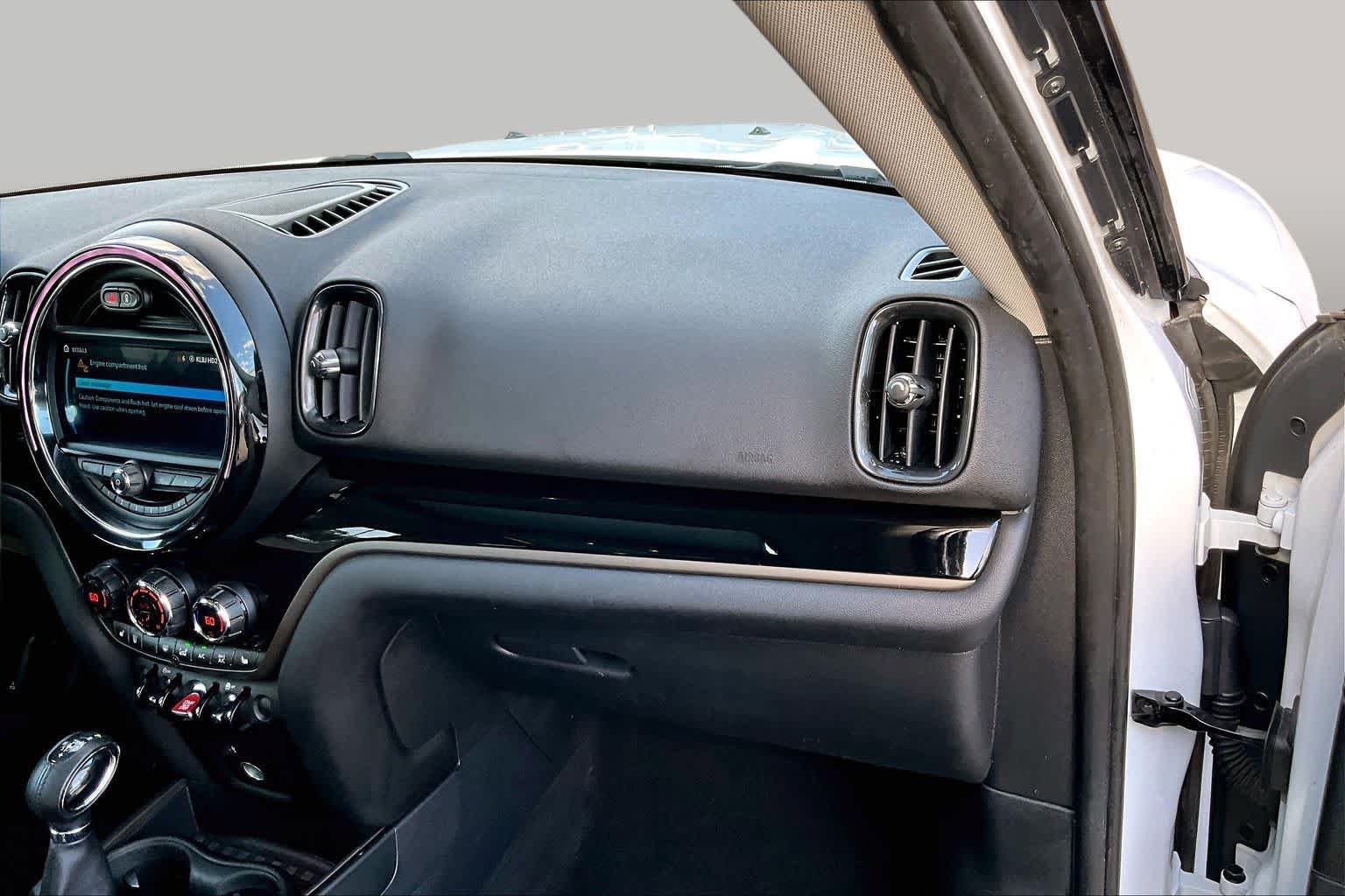 Used 2019 MINI Cooper Countryman FWD image 18