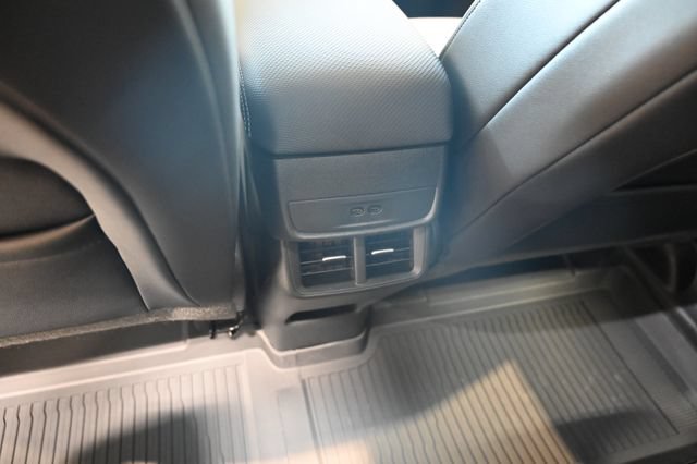 New 2027 Chevrolet Equinox LT w/ Convenience Package II AWD/4WD image 28