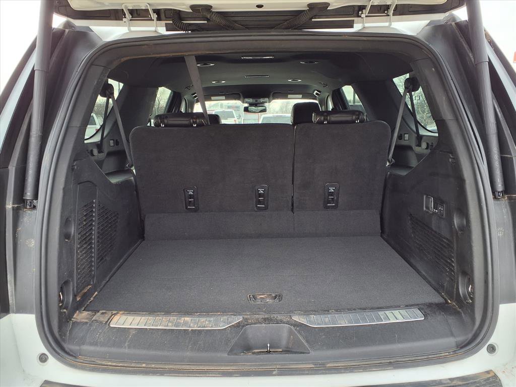 Used 2023 Chevrolet Suburban Premier image 20