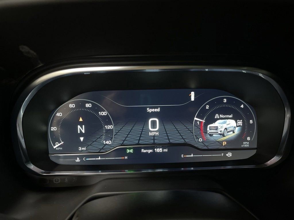 Used 2024 GMC Yukon XL SLT image 13