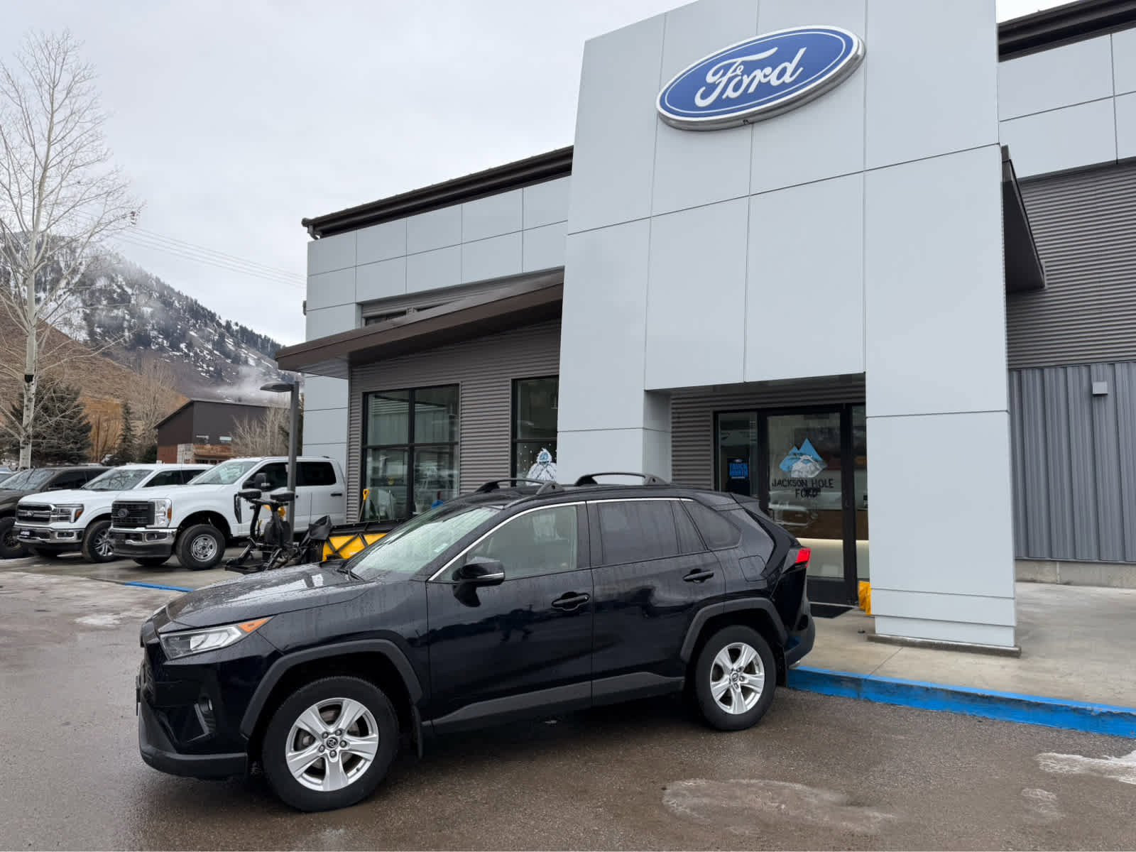 Used 2019 Toyota RAV4 XLE w/ Convenience Package image 20