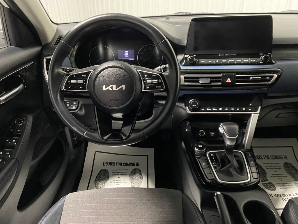 Used 2022 Kia Seltos S image 8