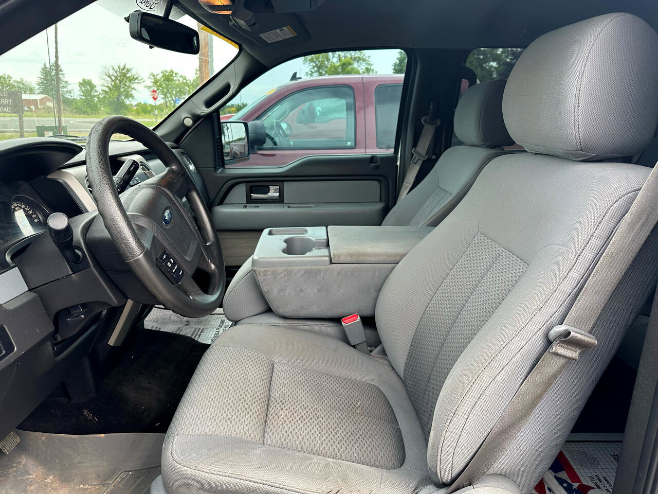 Used 2014 Ford F150 XLT w/ XTR Package image 9