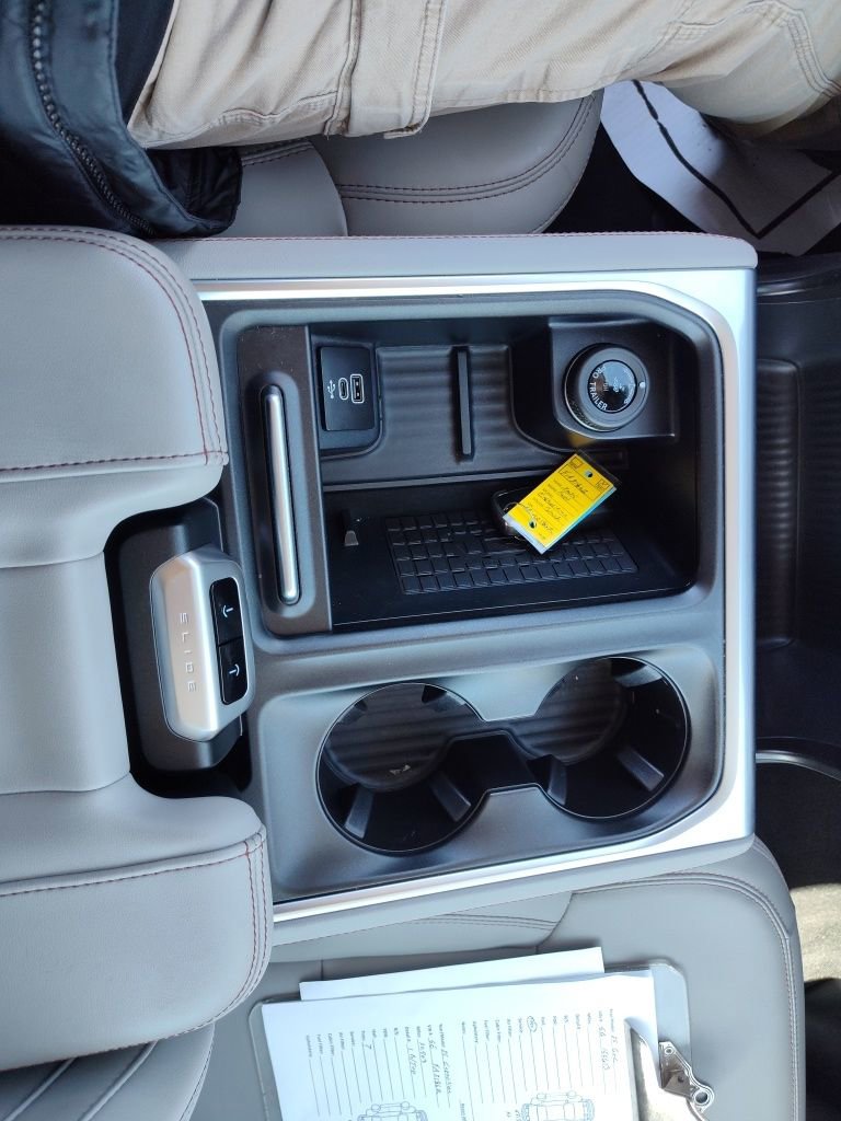 Used 2025 Ford Expedition Active image 22