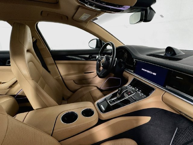 Used 2023 Porsche Panamera 4 Platinum Edition w/ Assistance Package AWD/4WD image 25