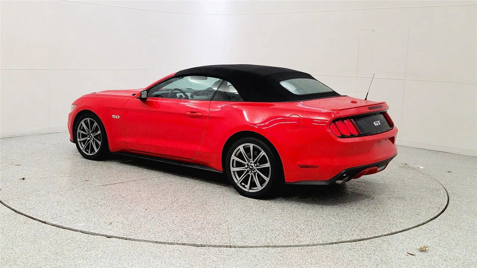 Used 2016 Ford Mustang GT Premium image 5