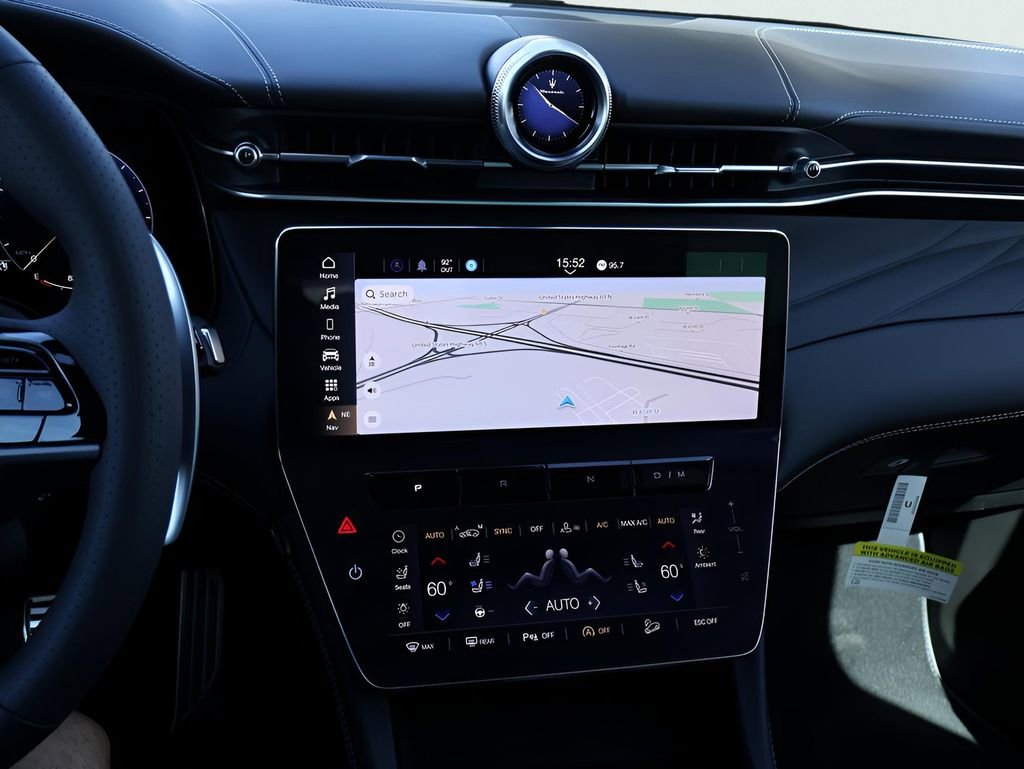 Used 2025 Maserati Grecale Modena image 22