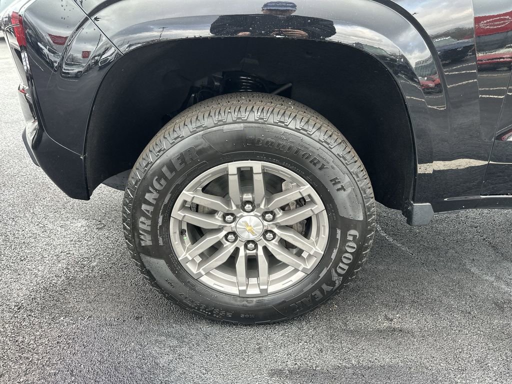 Used 2023 Chevrolet Colorado LT w/ LT Convenience Package II image 10