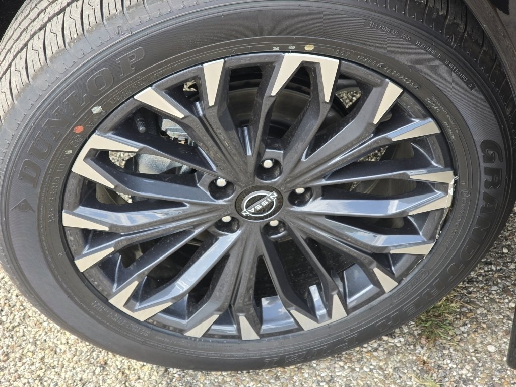 New 2026 Nissan Rogue Platinum w/ Platinum Premium Package image 18