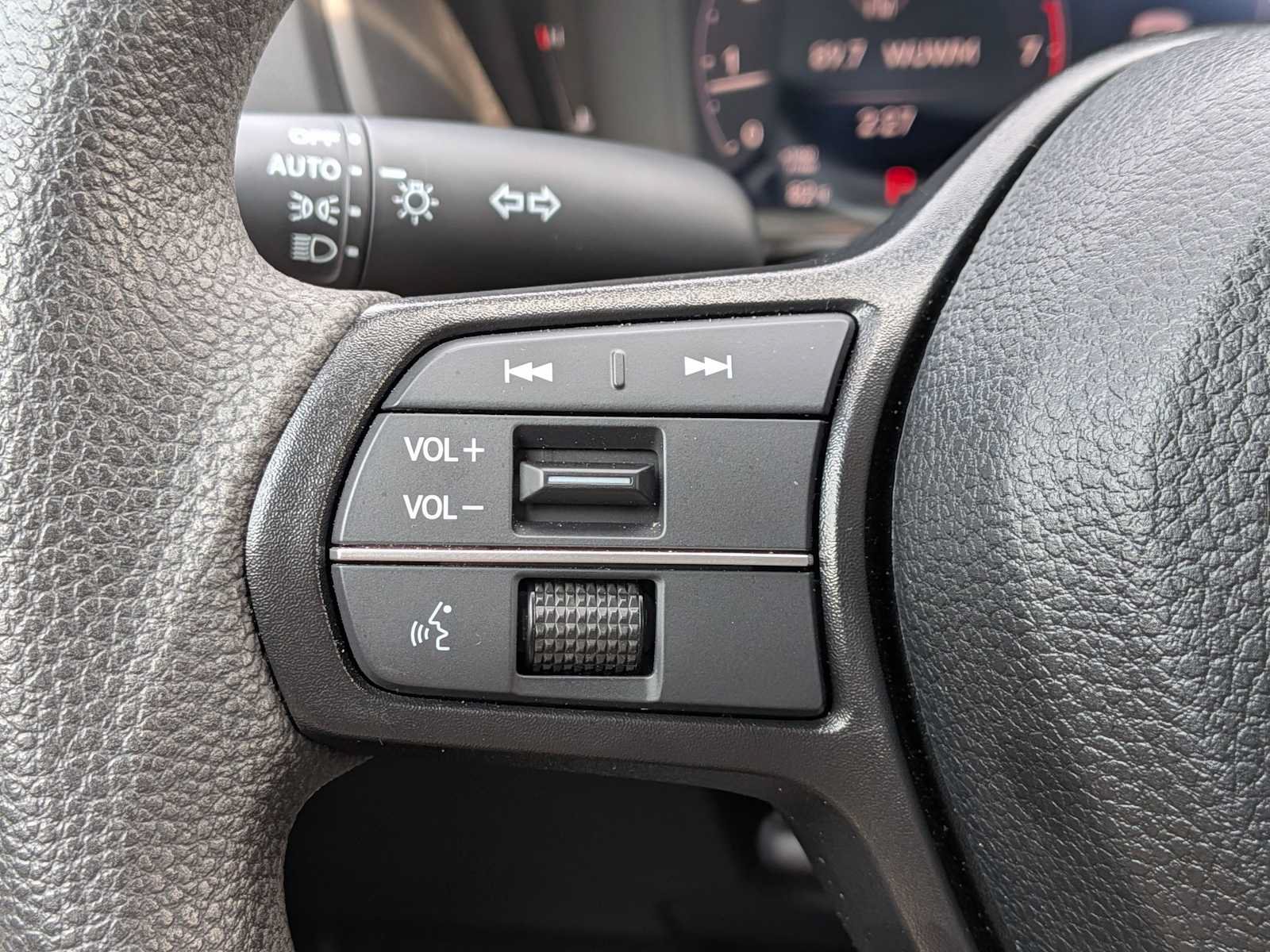 Used 2025 Honda Accord SE image 24