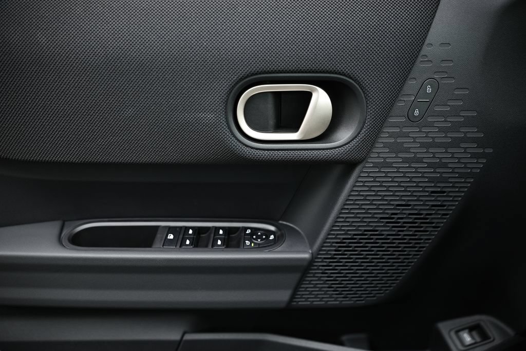 New 2026 MINI Cooper 4-Door Hardtop FWD image 14