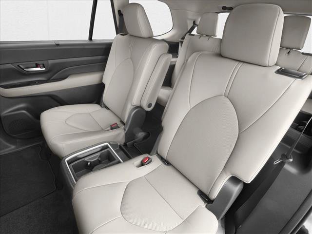 New 2026 Toyota Grand Highlander XLE image 9