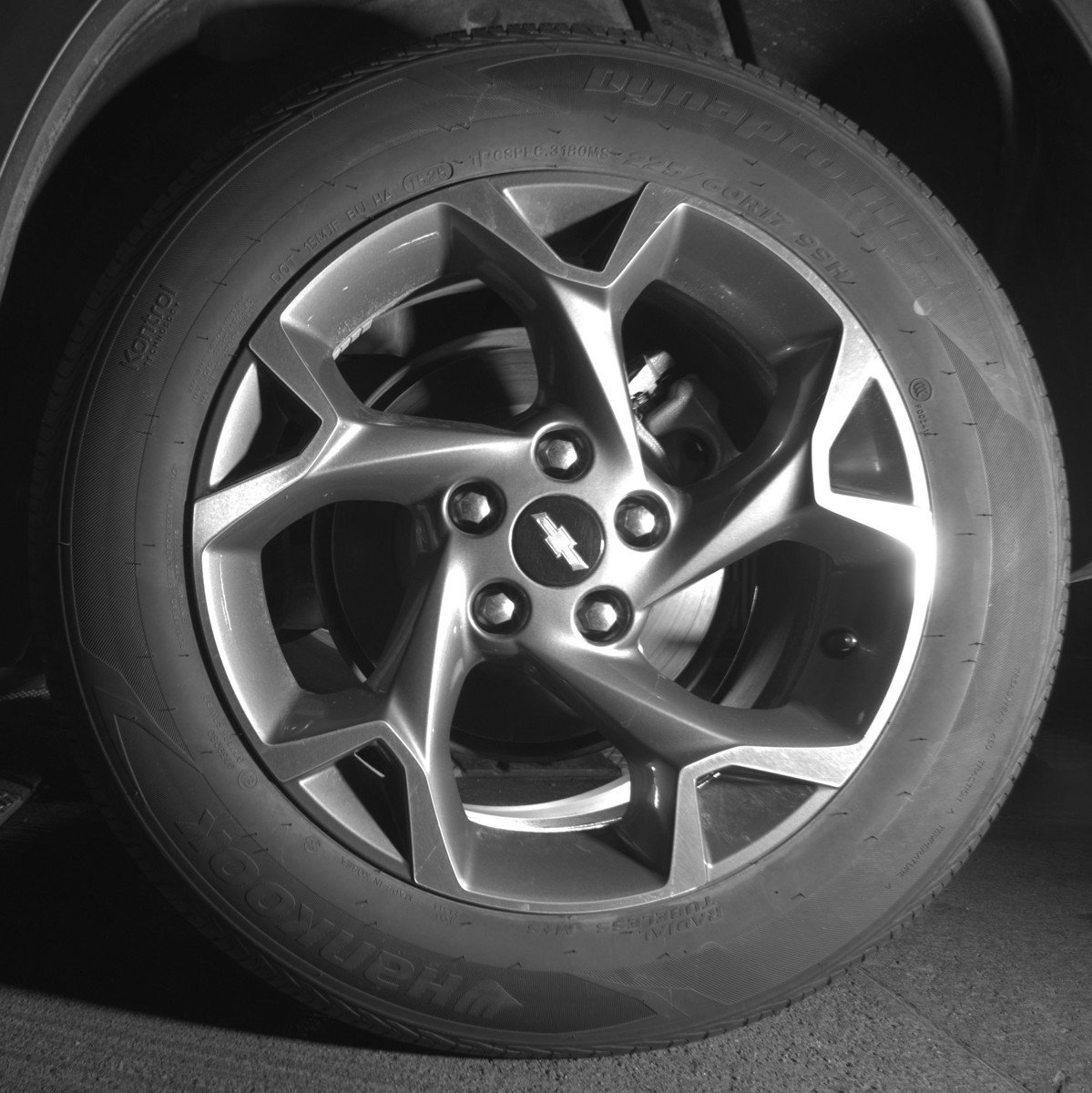 Used 2025 Chevrolet Trax LT FWD image 13