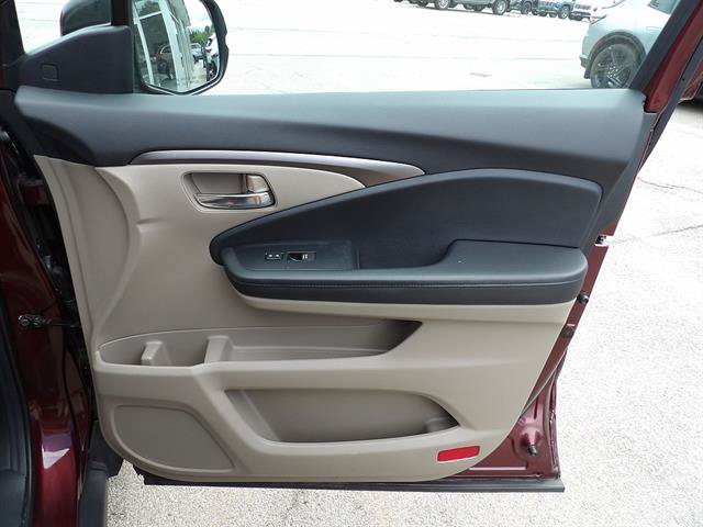 Used 2021 Honda Pilot EX image 39