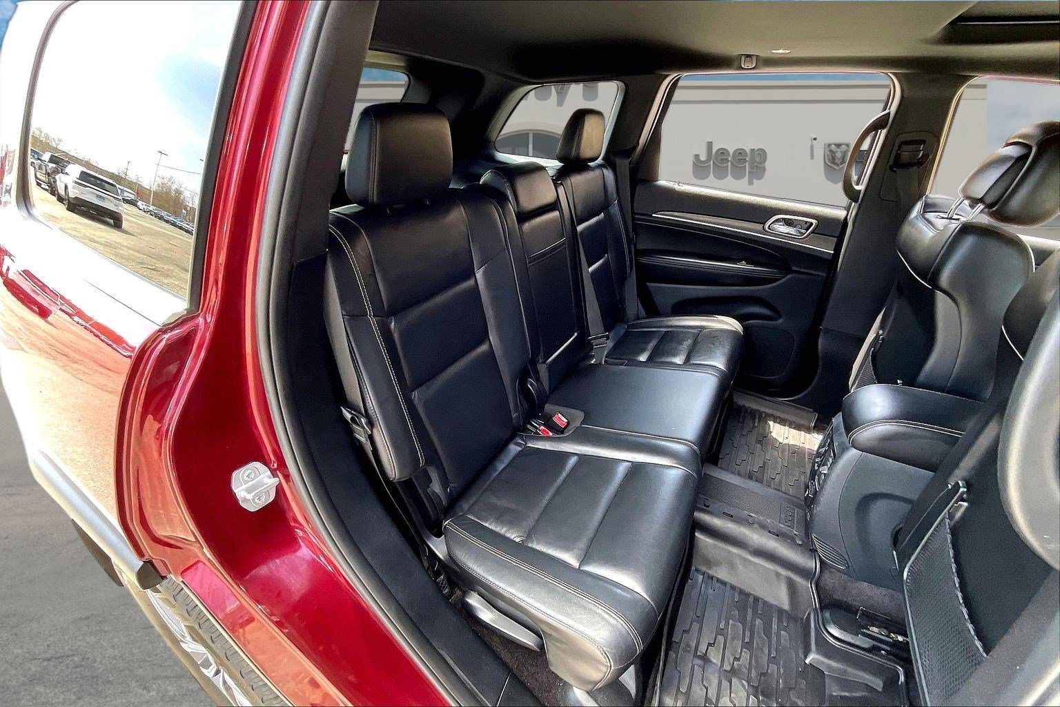 Used 2017 Jeep Grand Cherokee Limited image 25