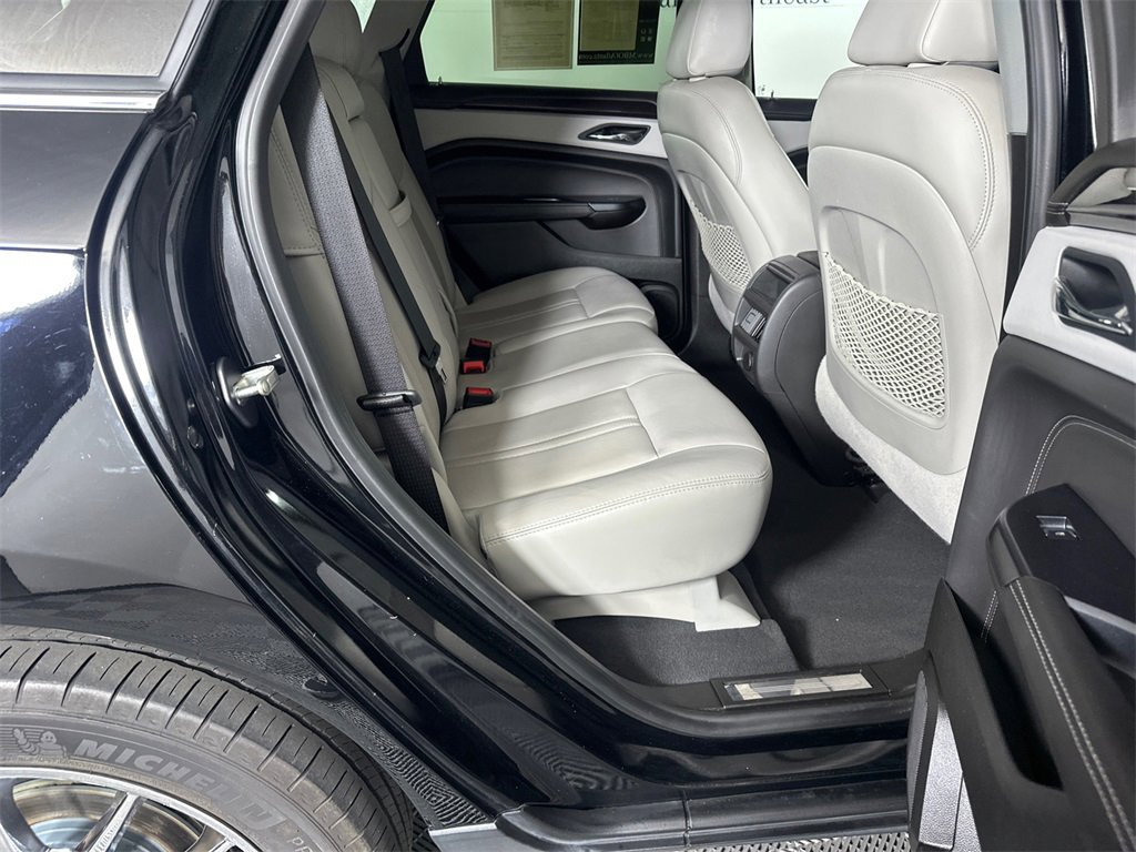Used 2014 Cadillac SRX Performance w/ Driver Awareness Package image 15