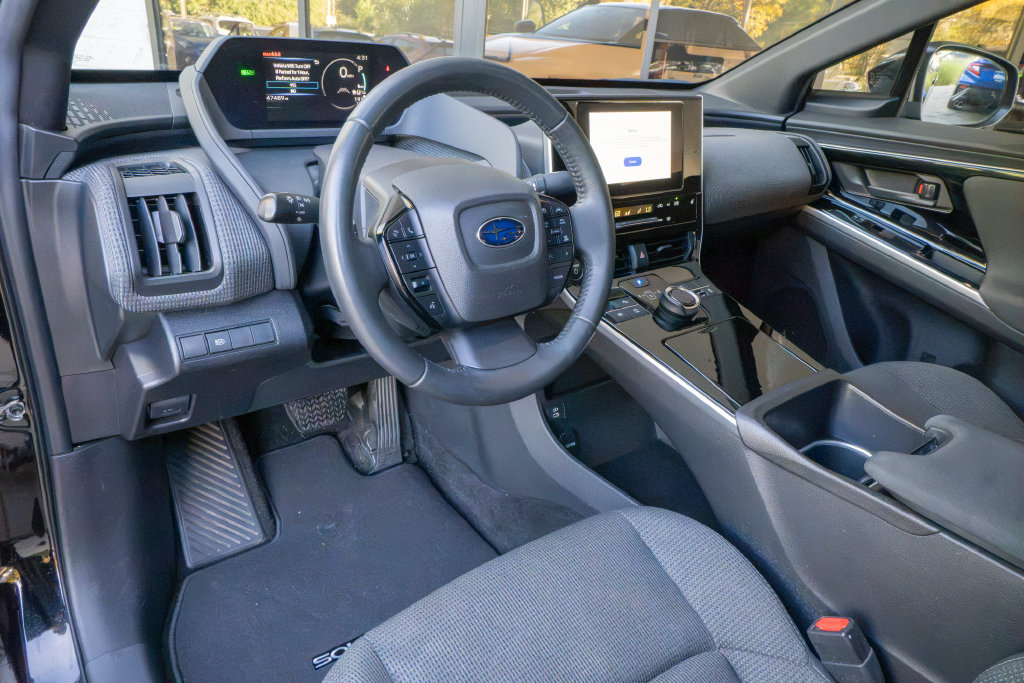 Certified 2023 Subaru Solterra AWD image 9
