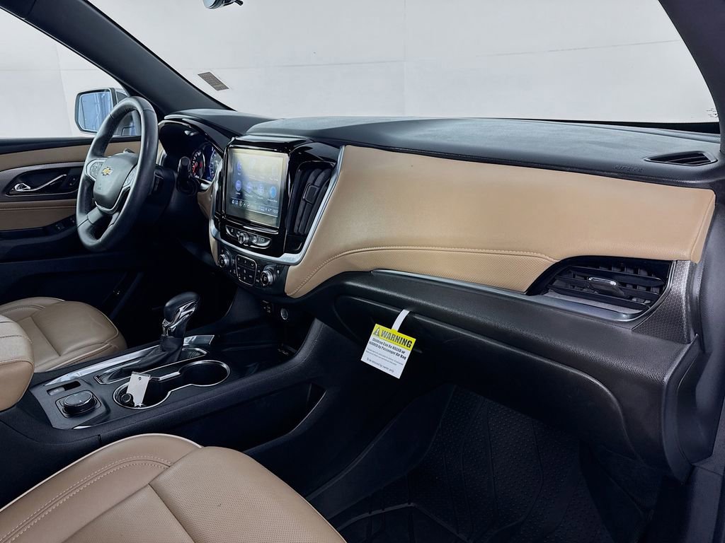 Used 2023 Chevrolet Traverse Premier w/ LPO, Floor Liner Package image 31