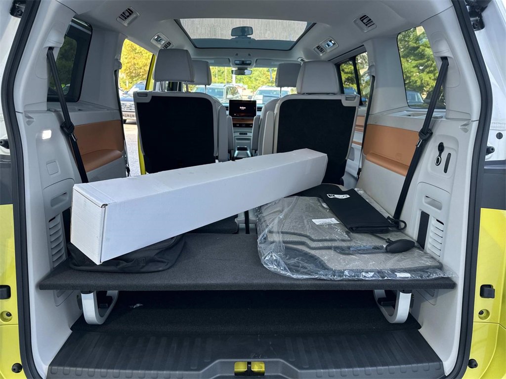 New 2025 Volkswagen ID. Buzz 1st Edition image 24