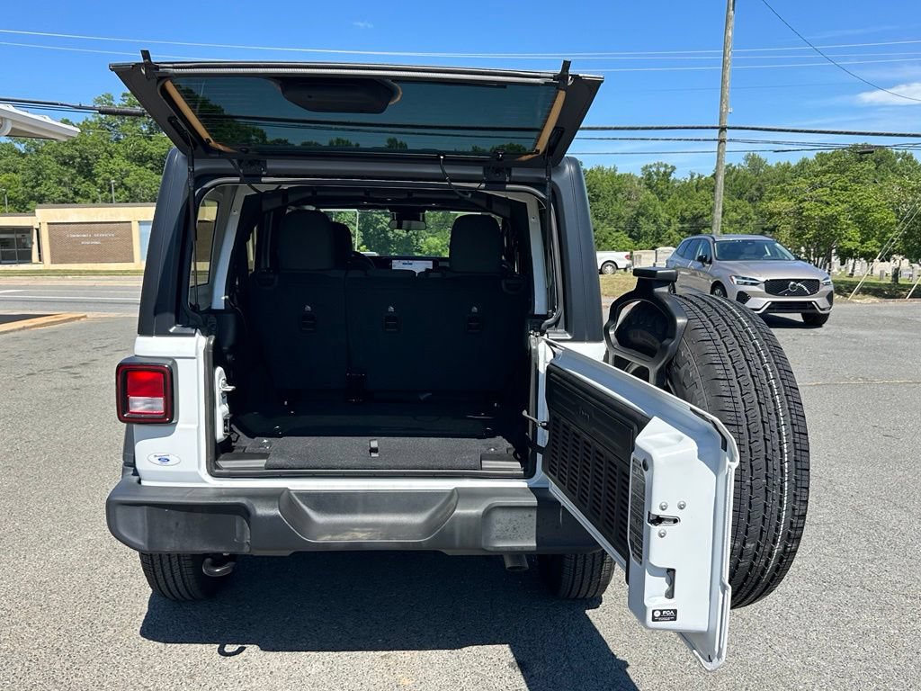 Used 2024 Jeep Wrangler Unlimited Sport AWD/4WD image 38