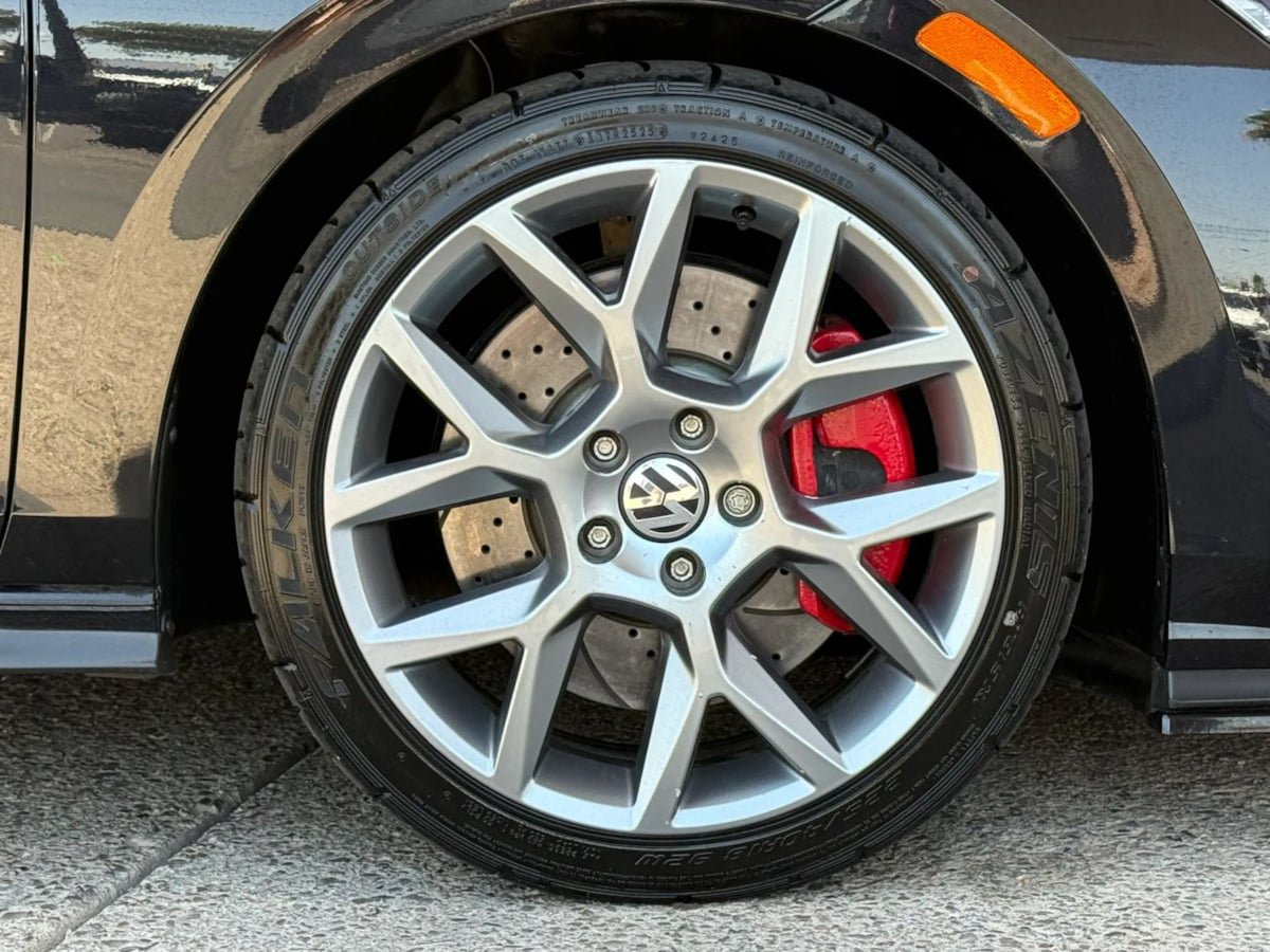 Used 2022 Volkswagen GTI S FWD image 26