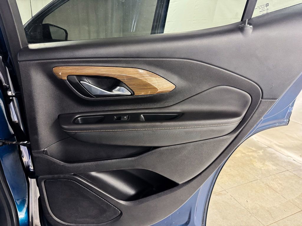 Used 2019 GMC Terrain SLE w/ Driver Convenience Package image 15