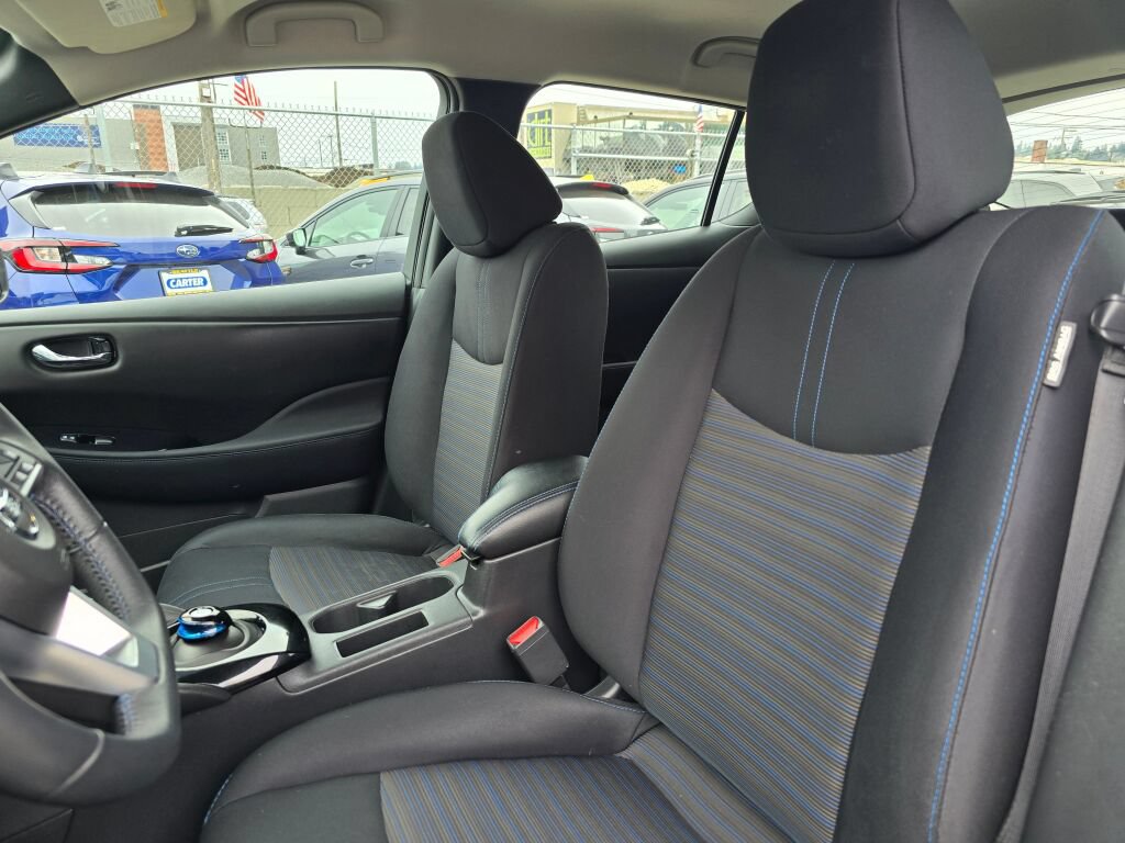 Used 2018 Nissan Leaf SV w/ Protection Package FWD image 21
