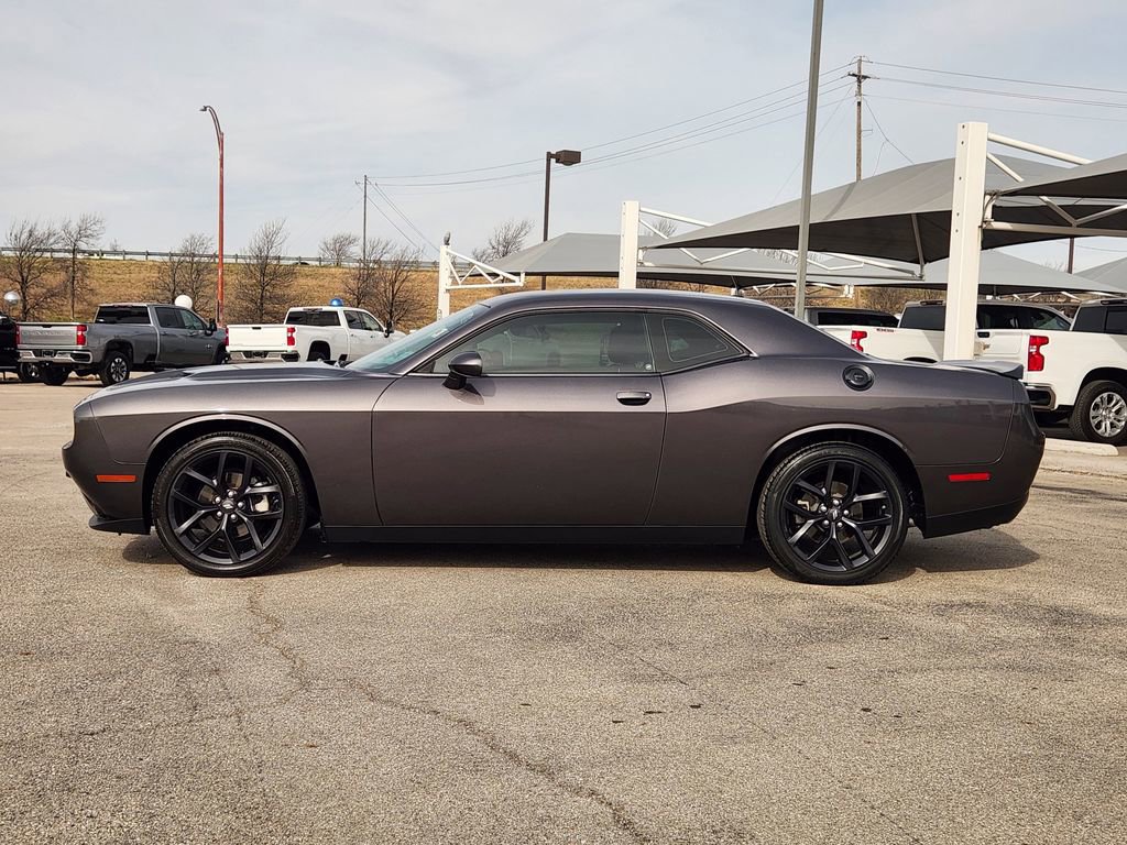 Used 2023 Dodge Challenger SXT w/ Blacktop Package image 4