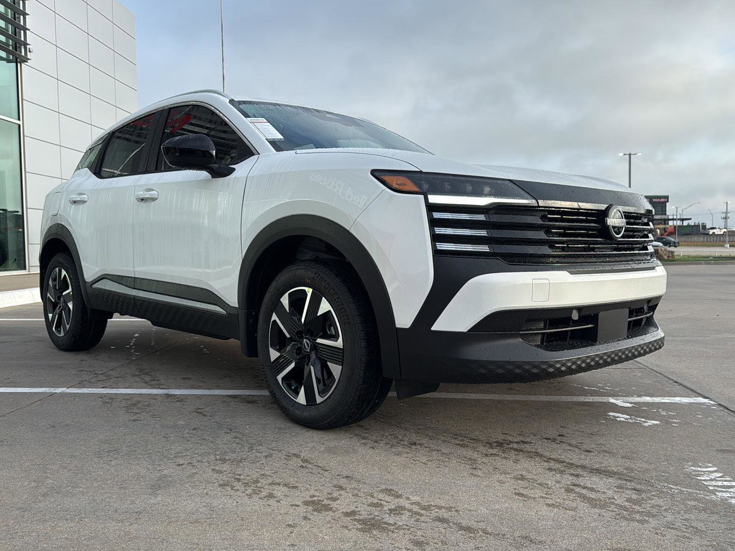 New 2026 Nissan Kicks SV image 4